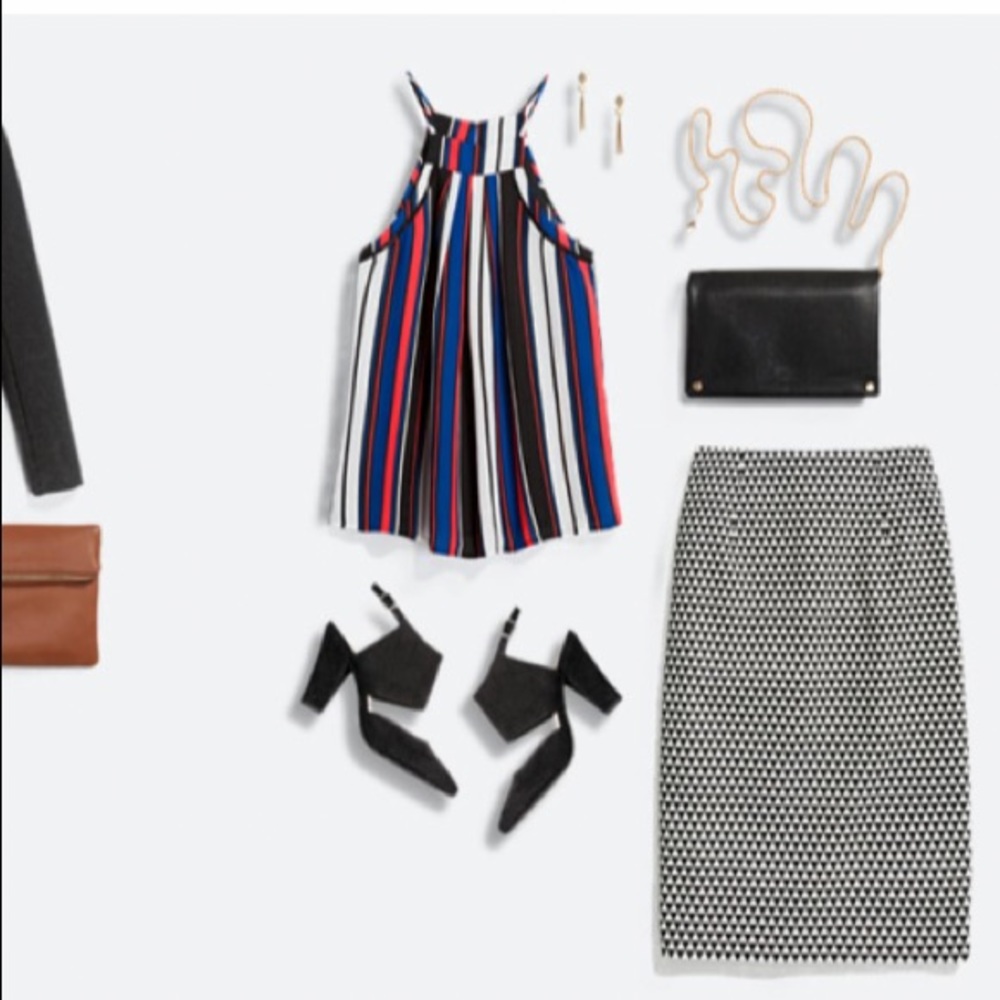 Striped Halter Blouse - Picture 3 of 3